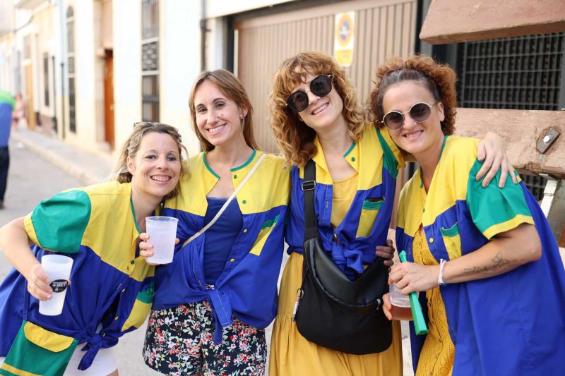 Galeria de fotos (no oficials) del Dia de les Quintades a Pedreguer Galeria de fotos (no oficials) del Dia de les Quintades a Pedreguer